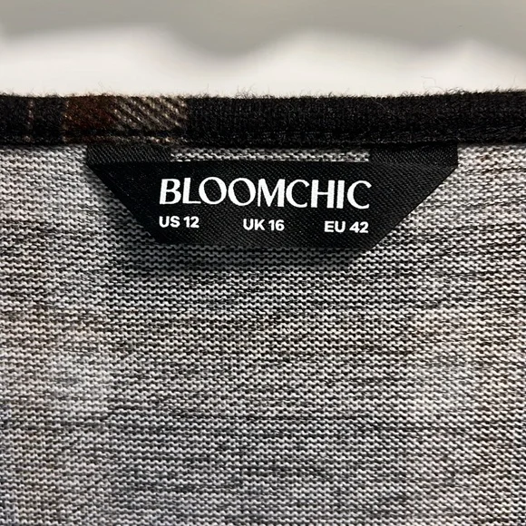 BloomChic Brown Plaid Women's Top NWOT - Picture 3 of 10